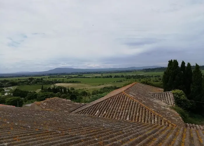 Ancienne Caserne Du Chateau Feriehus Azille